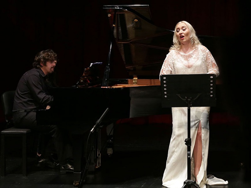 CONSERVATORIO//Temporada Internacional U. Mayor trajo a Chile a destacada Soprano checa