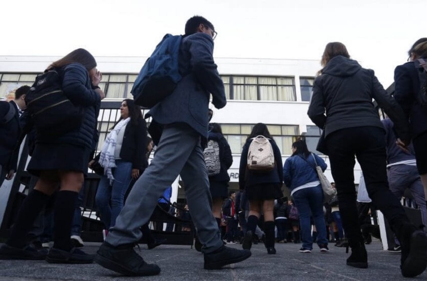 Precampus reunió a académicos y directivos de colegios para abordar la convivencia post pandemia