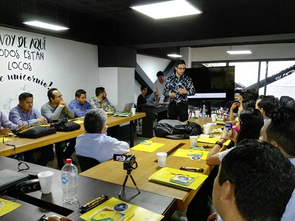 Coordinador de Investigación de Pregrado capacitó a 30 escuelas forestales en México