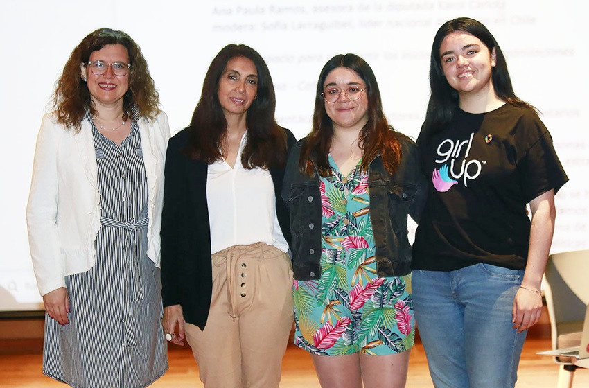 Escuela de Obstetricia organizó evento para abordar temas sobre salud sexual femenina