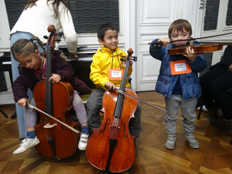 Conservatorio// Colegio Alianza Francesa visita el Conservatorio U.Mayor