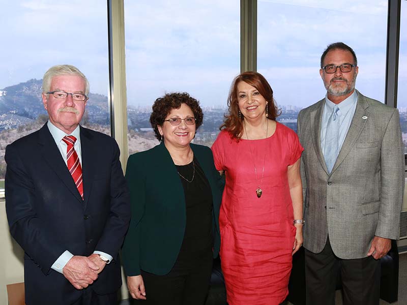 Facultad de Ciencias// Medicina Veterinaria firma convenio con Long Island University para innovar en sus metodologías de enseñanza