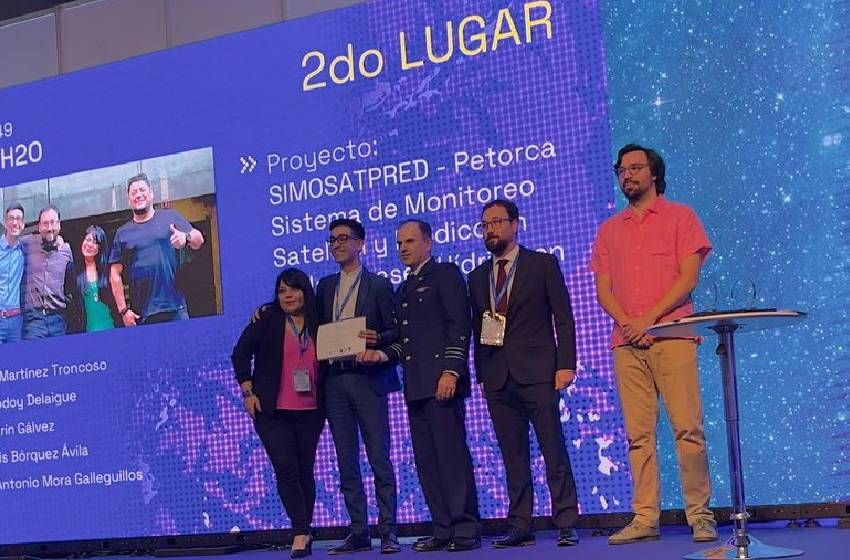 Estudiantes de Magister destacaron en el concurso “DO-safíos Datatón FACH 2024”