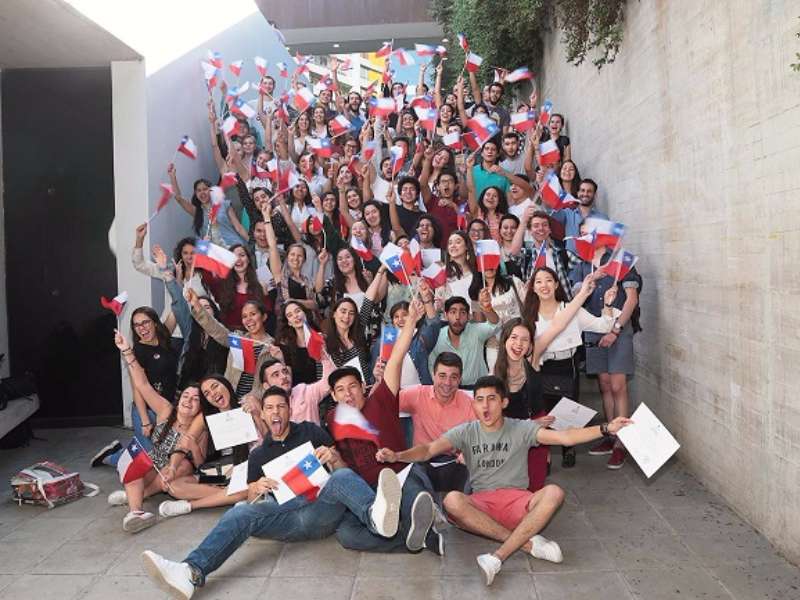 RRII// Grupo XXVII de estudiantes de intercambio se despidió de la Universidad Mayor
