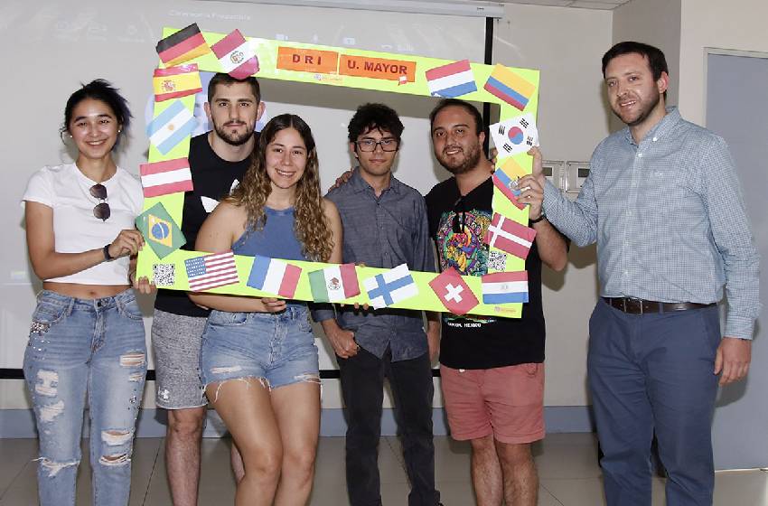 30 estudiantes de Santiago y Temuco comenzarán su intercambio internacional en enero de 2024