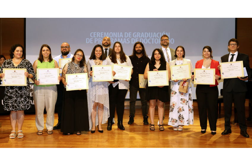 U. Mayor celebró graduación récord de doctores, con fuerte liderazgo femenino
