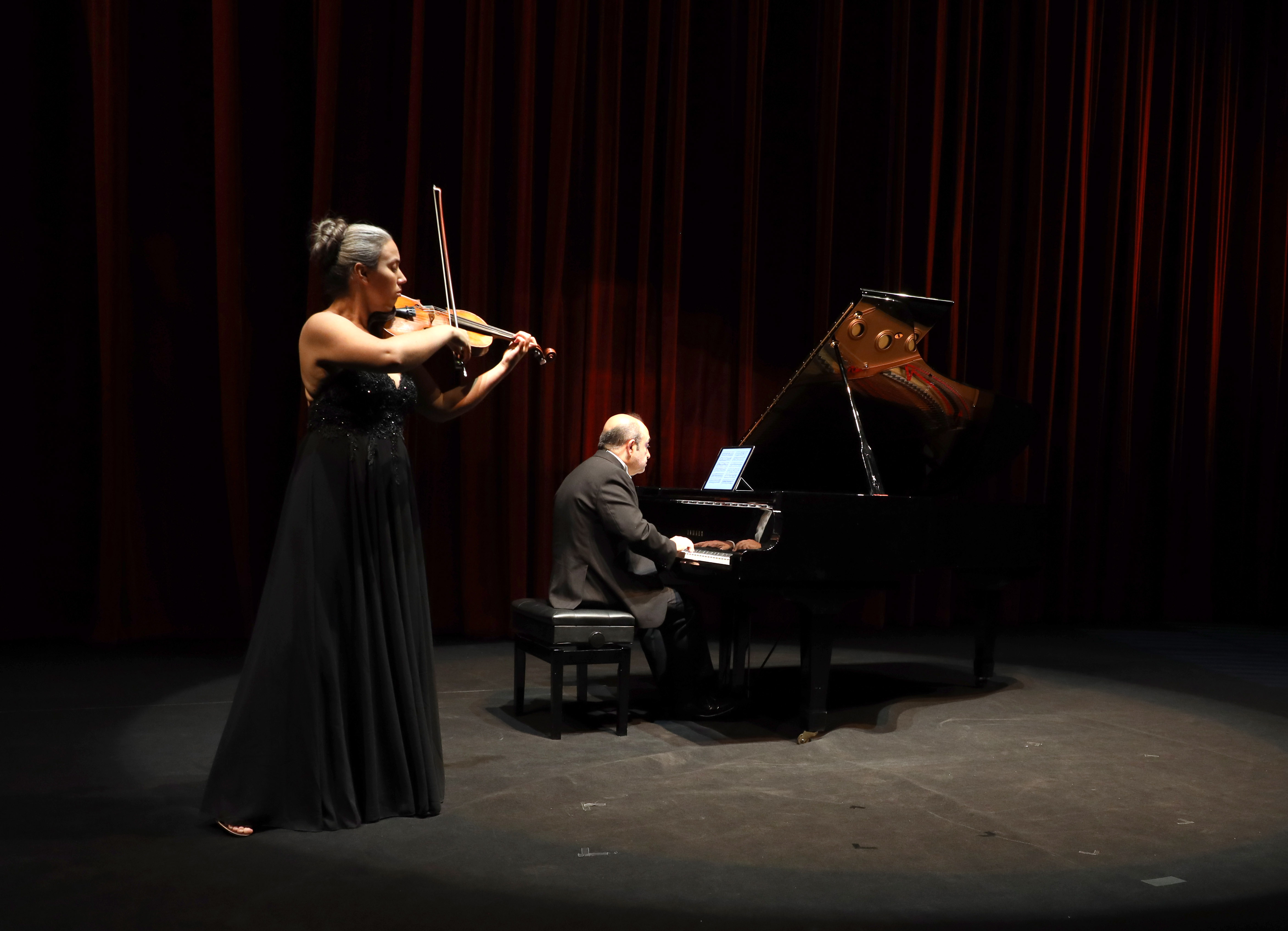 Música// Académicos del Conservatorio se presentaron en la última fecha de la Temporada Internacional de Conciertos 2019