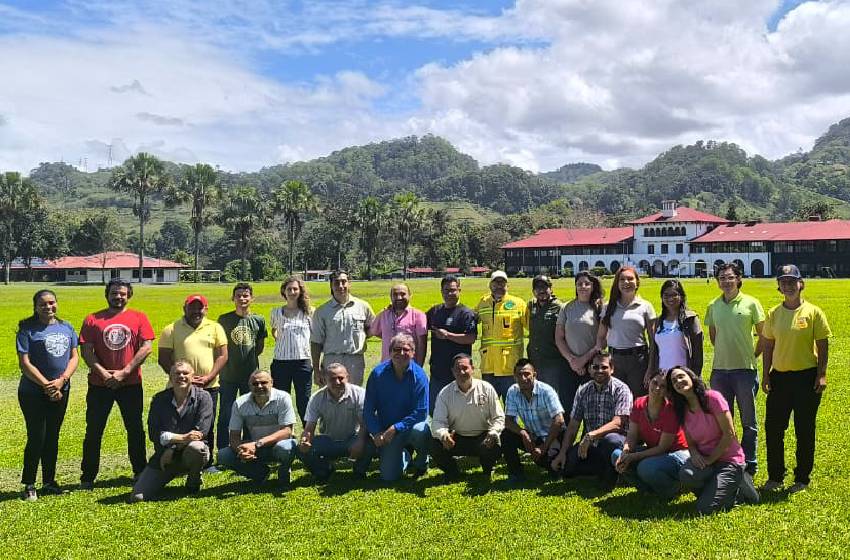 Académico UM lideró encuentro internacional acerca del fuego y conservación de bosques