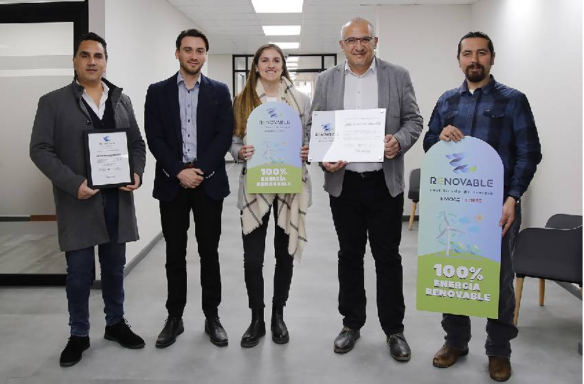 U. Mayor logró que tres campus recibieran energía eléctrica 100% renovable durante 2022
