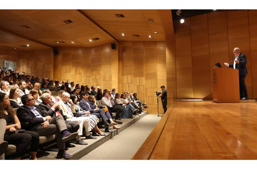 Rector encabezó la Bienvenida 2024 de académicos y colaboradores