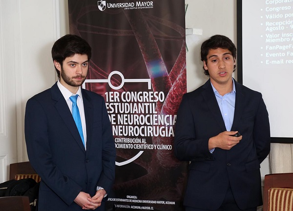 Alumnos de medicina preparan el 1er Congreso estudiantil de Neurociencia y Neurocirugía