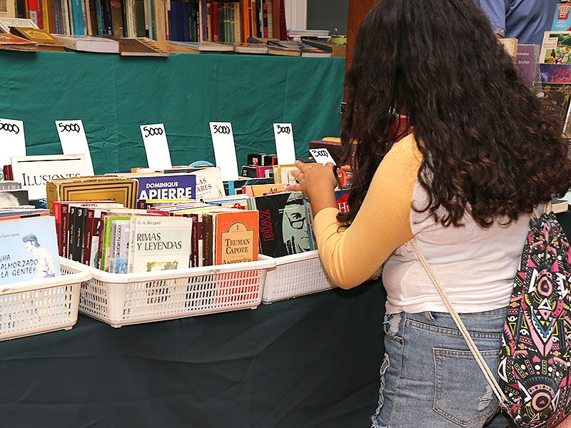 Cultura//Feria del Libro Usado ofrece Best Sellers para todos los gustos