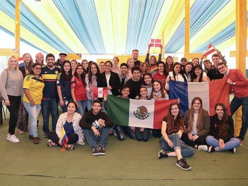 XX Feria de Relaciones Internacionales se realizó en la U. Mayor