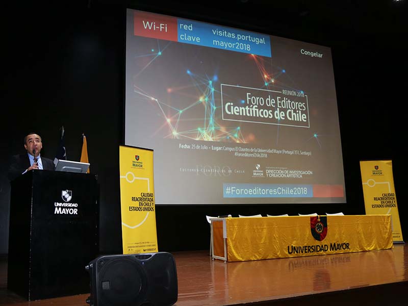 Encuentro//La U. Mayor acogió el Tercer Foro de Editores Científicos de Chile