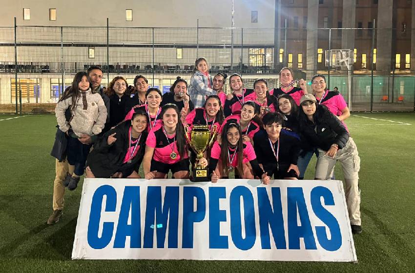 Selección femenina de Fútbol 7 logró el bicampeonato de la Liga Universitaria