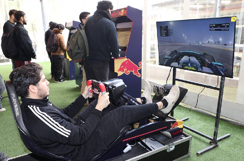 Club “Gamers U. Mayor” realizó su primer encuentro de “League of Legends”