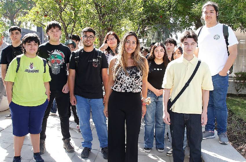 Cientos de alumnos conocieron los campus y asistieron a sus primeros encuentros por carrera