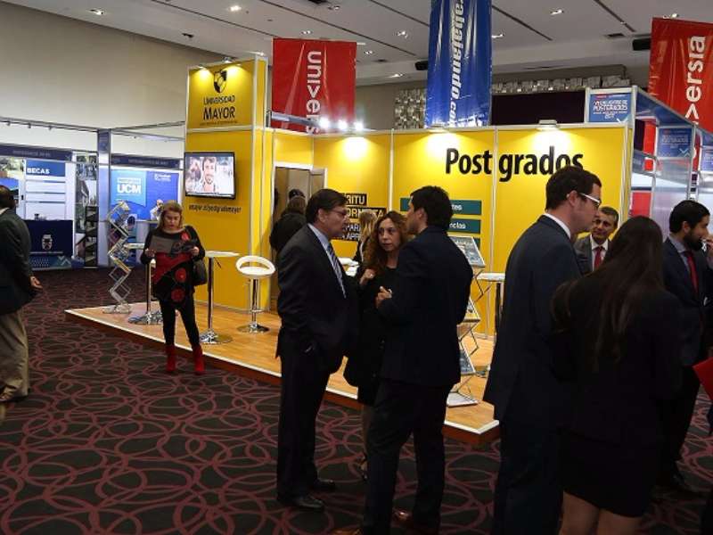Corporativo// Universidad Mayor participó en el VII Encuentro de Postgrados 2017 en Hotel W