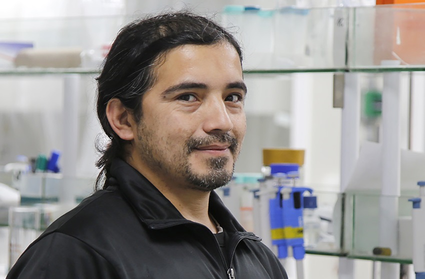 Doctorado en Ciencias de Materiales Avanzados graduó a su primer estudiante