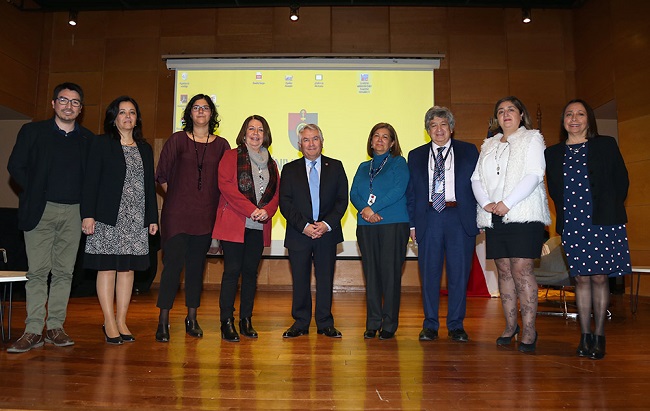 Encuentro// Obstetricia abrió debate sobre los principales cambios que la mujer chilena ha vivido en la última década
