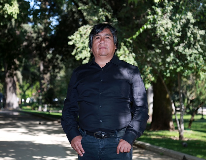Feria del Libro Usado// Leonel Lienlaf, poeta: “Lo mapuche ha trascendido lo local e incluso lo nacional”