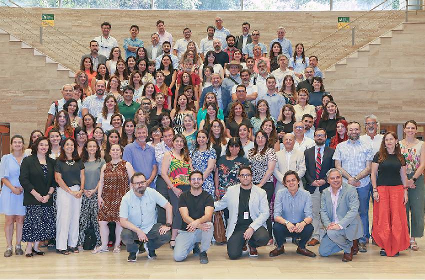 Más de 200 profesores de Santiago y Temuco se reunieron en el Claustro Académico 2026