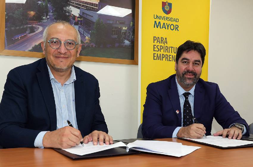 Universidad Mayor y Mine Class firman alianza para fortalecer la formación en minería digital