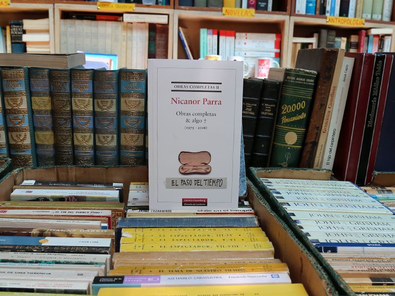 Cultura//Nicanor Parra dice presente en la XXVI Feria del Libro Usado U. Mayor