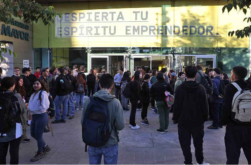 Más de mil estudiantes participaron en el Ensayo PAES organizado junto a Cpech