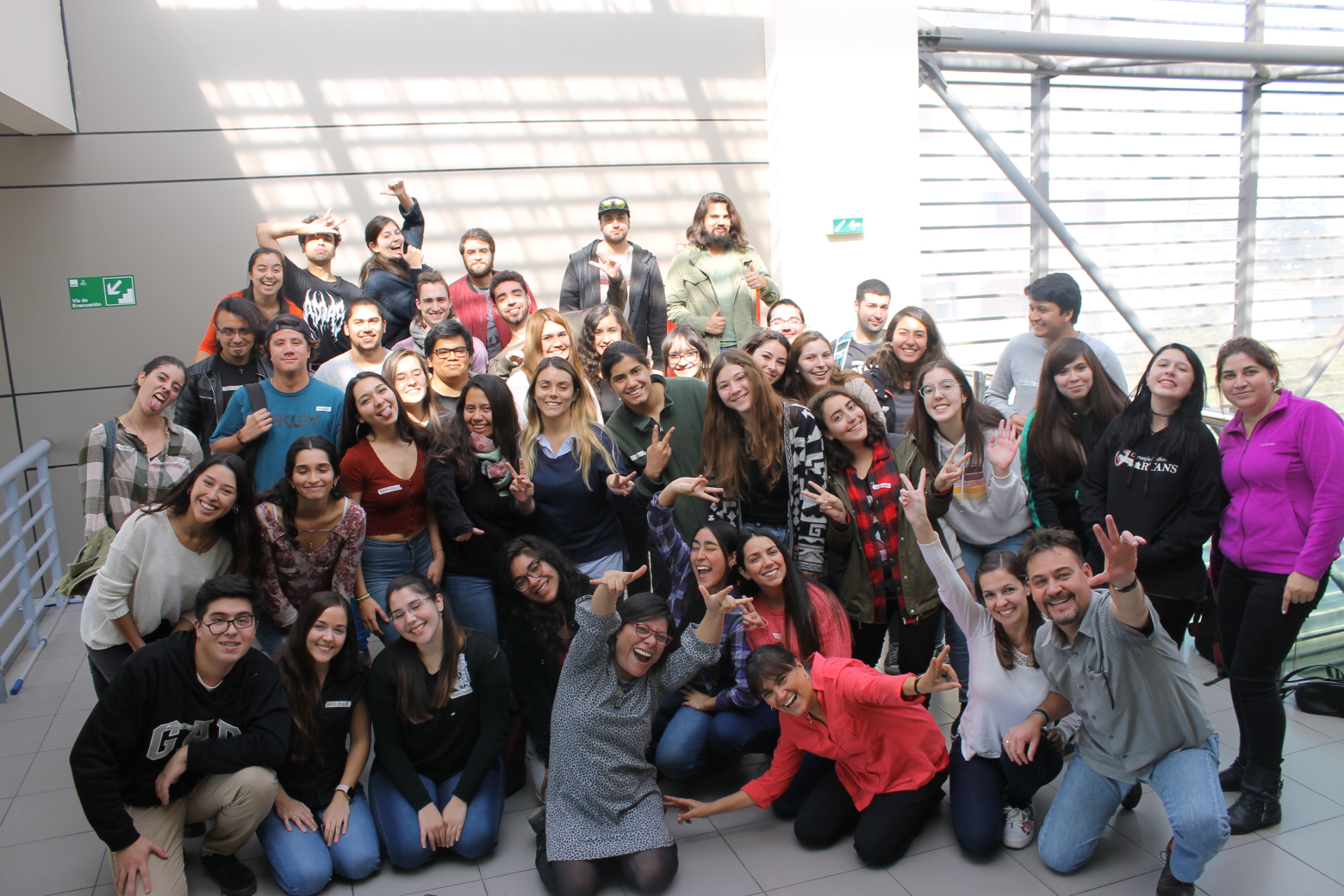 Mentores //42 estudiantes participarán en el Programa Pares Mentores, dedicado a jóvenes de Primer Año