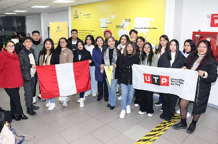 Delegación de la U. Tecnológica de Perú visitó la Escuela de Negocios U. Mayor