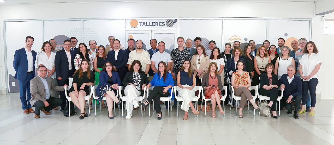 Más de 40 directores se reunieron en jornada de balance y planificación de la Dirección de Postgrado