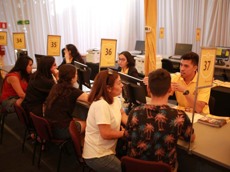 Admisión// Revive los primeros dos días de la Feria de Postulaciones U. Mayor 2019