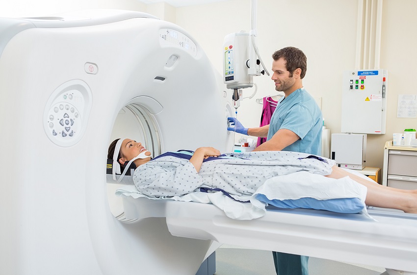 Especialidad Médica de Radiología e Imagenología U. Mayor obtiene nueva acreditación por 5 años
