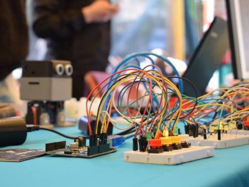 Emprendimiento // Cuatro proyectos de estudiantes de pregrado clasificaron a la final de importante concurso de emprendimiento