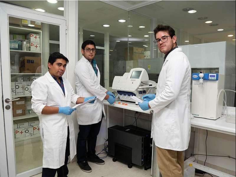 Investigación//  Estudiante U. Mayor realiza investigación sobre la Esclerosis Lateral Amiotrófica (ELA)
