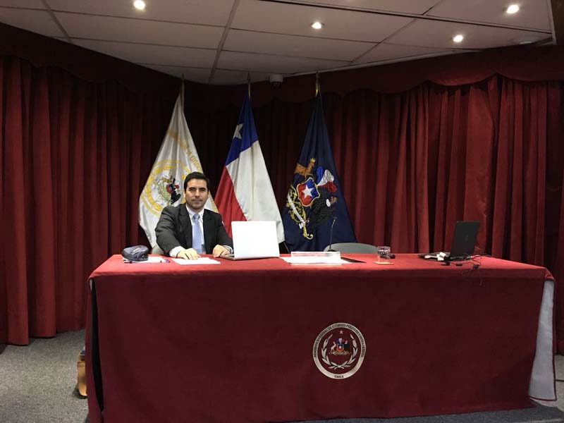 Tecnología//Académico U. Mayor expuso sobre ciberseguridad en seminario iberoamericano de Defensa