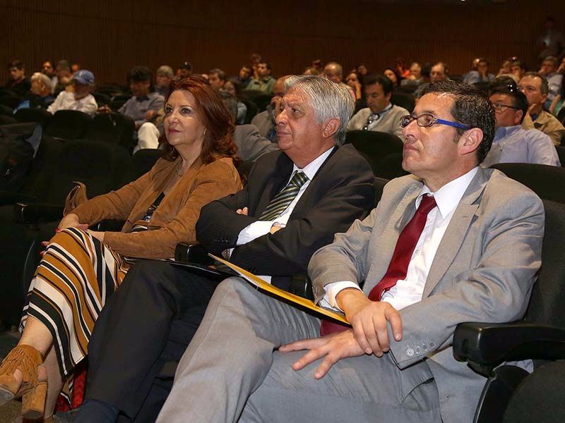 Seminario//Escuela de Medicina Veterinaria dictó seminario internacional sobre producción caprina