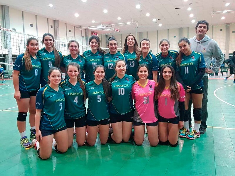 DEPORTES//Vóleibol damas U. Mayor obtuvo el bicampeonato en el torneo Adupri del Primer Semestre