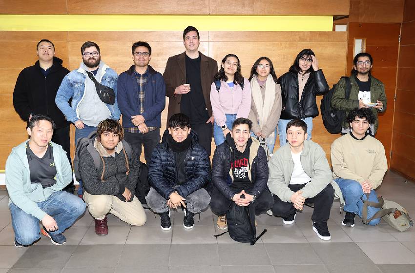 Escuela de Invierno de Ingeniería capacitó a estudiantes en IA y programación Python