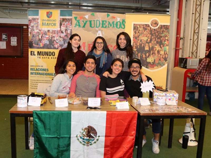 RRII// Estudiantes de intercambio U. Mayor realizaron jornada en ayuda a México