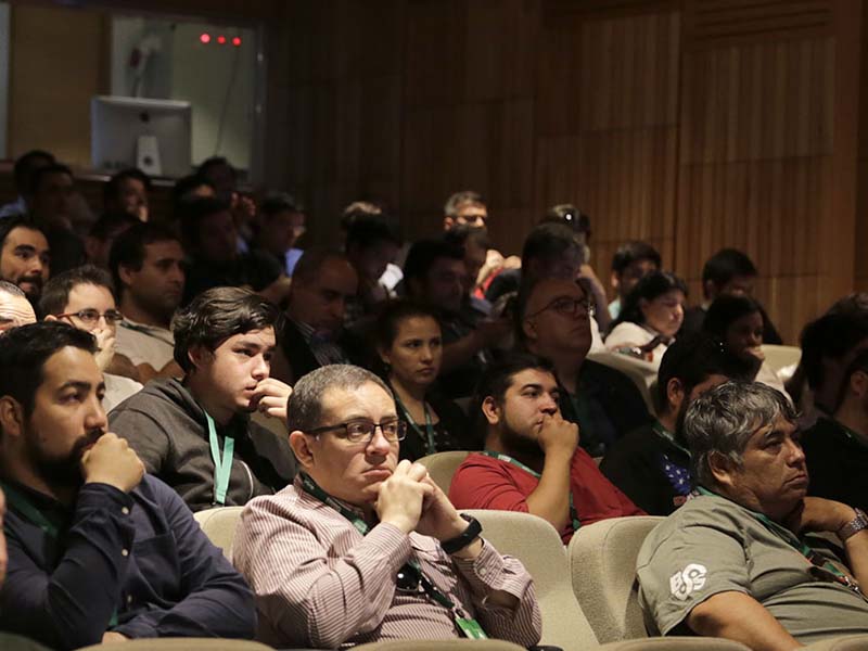 Tecnología// Hackers, investigadores y académicos se reunieron en torno al encuentro “Bsides Chile” realizado en U. Mayor