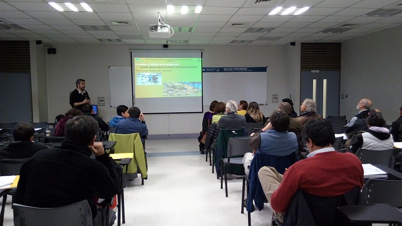 Capacitación// Escuela de Ingeniería Forestal capacitará a funcionarios de CONAF en temas de restauración de ecosistemas
