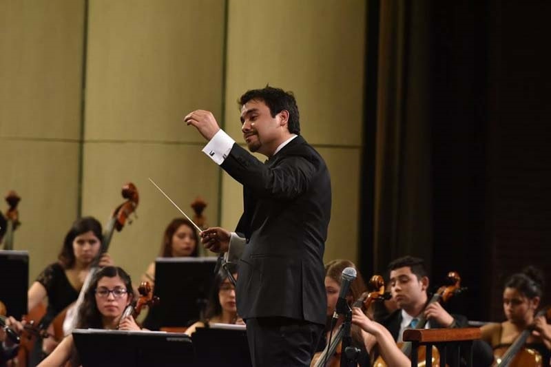 Conservatorio// Académico del Conservatorio dirigirá a 70 músicos durante el Festival Lollapalooza 2019