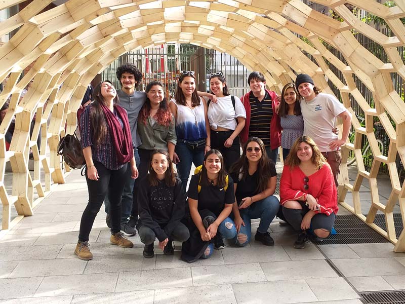 Muestra// Estudiantes de la Escuela de Diseño expusieron productos innovadores en la Semana de la Madera 2019