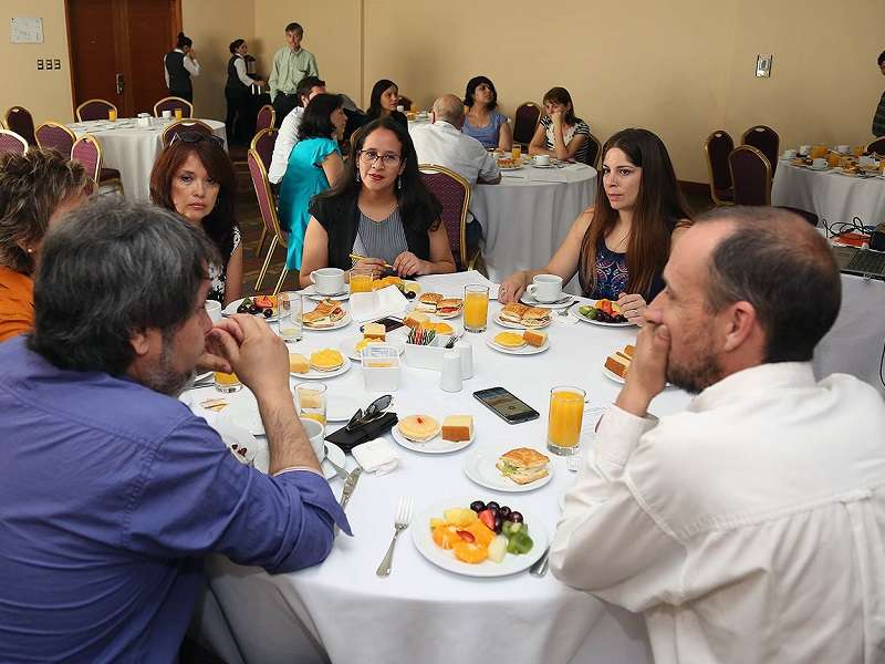 Encuentro//Escuela de Terapia Ocupacional organiza cita para debatir con empleadores y titulados de la carrera