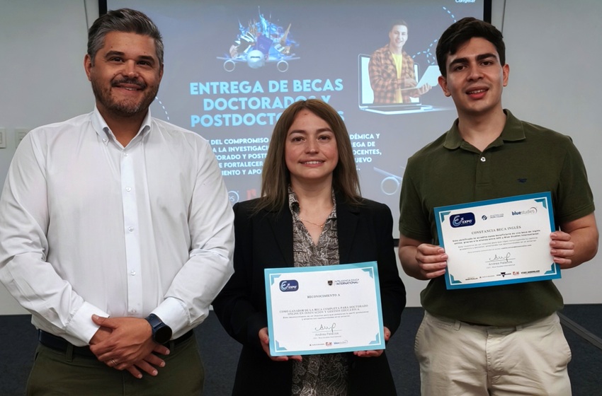 Académica UM obtuvo beca doctoral tras participar en la Expo Exterior Santiago 2025