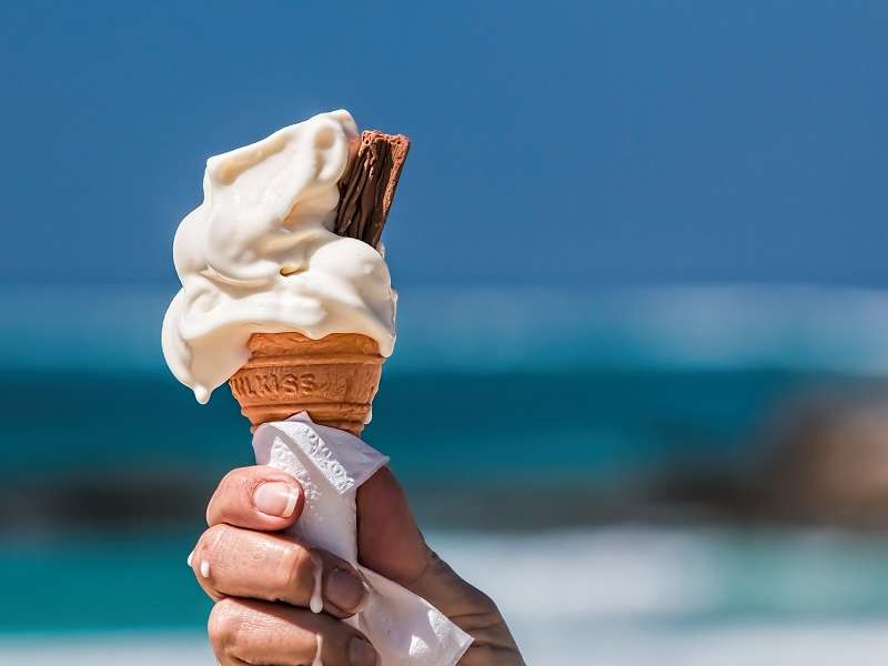 Salud//Nutricionista entrega tips para no desordenar la alimentación en el verano