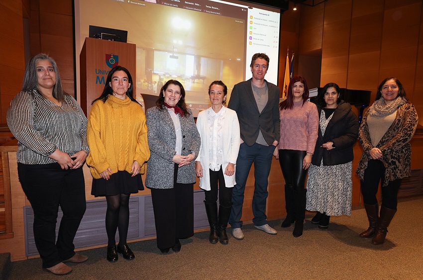 Experto canadiense participó en las Jornadas de Formación Pedagógica  U. Mayor