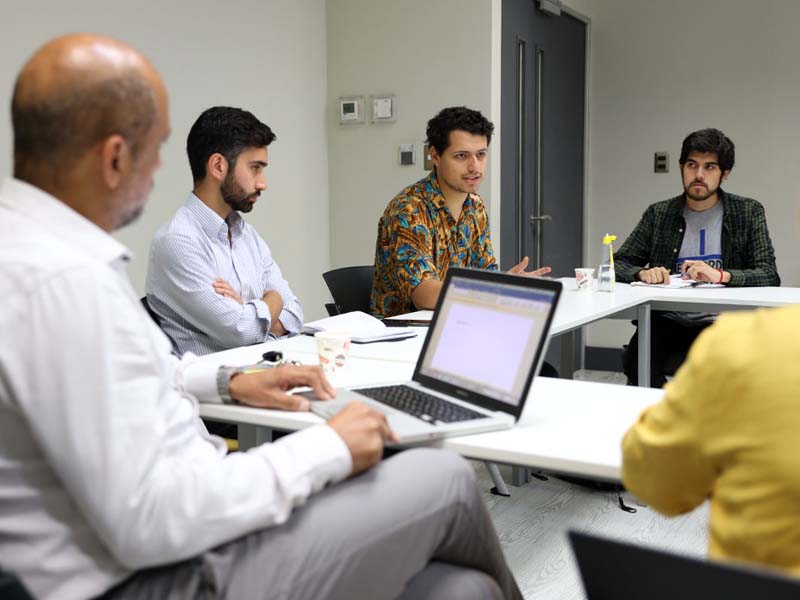 Diálogo// Nuevo hito U. Mayor: Se conforma Mesa de Trabajo que convoca a estudiantes, académicos y colaboradores